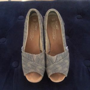 Toms Wedge Sandal